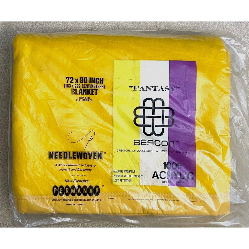 Beacon Fantasy Needlewoven Nylon Edge Yellow Acrylic Twin Full Blanket 72x90 NOS